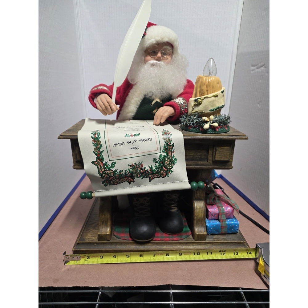 VTG 1993 Holiday Creations Animated 18" Santa Figure Flickering Candle Desk